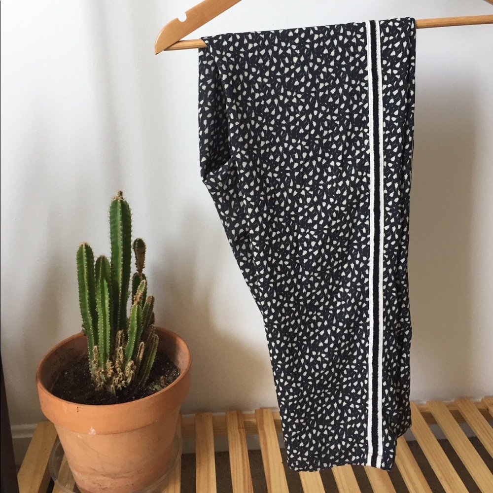 Black and white pants